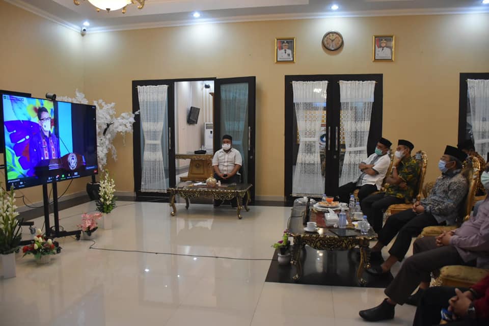 Foto: Gubernur Sulbar Hadiri Launching Anugerah Desa Wisata Indonesia 2021 secara Virtual